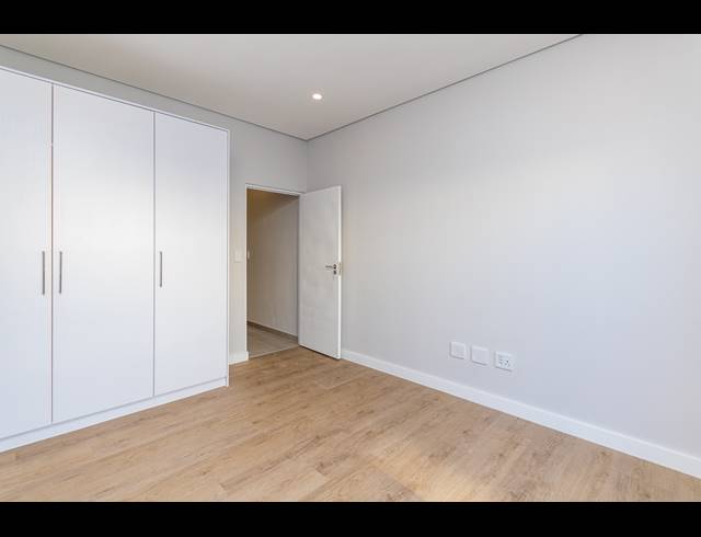 4 BEDROOM FREEHOLD FOR SALE IN SANDOWN